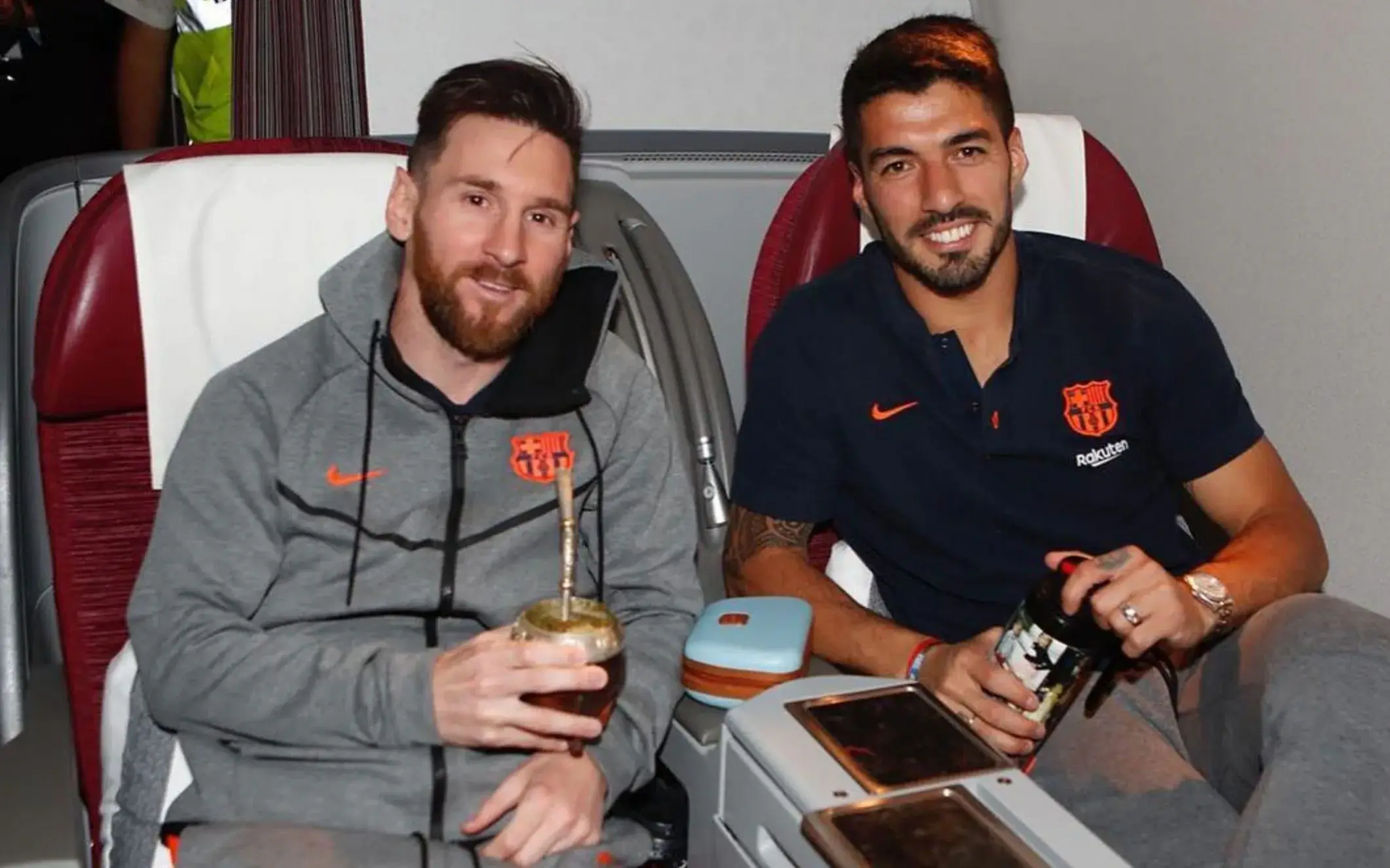 messiluissuarez เมสซี่และลุยส์ ซัวเรซแบ่งกันดื่มชามาเต้