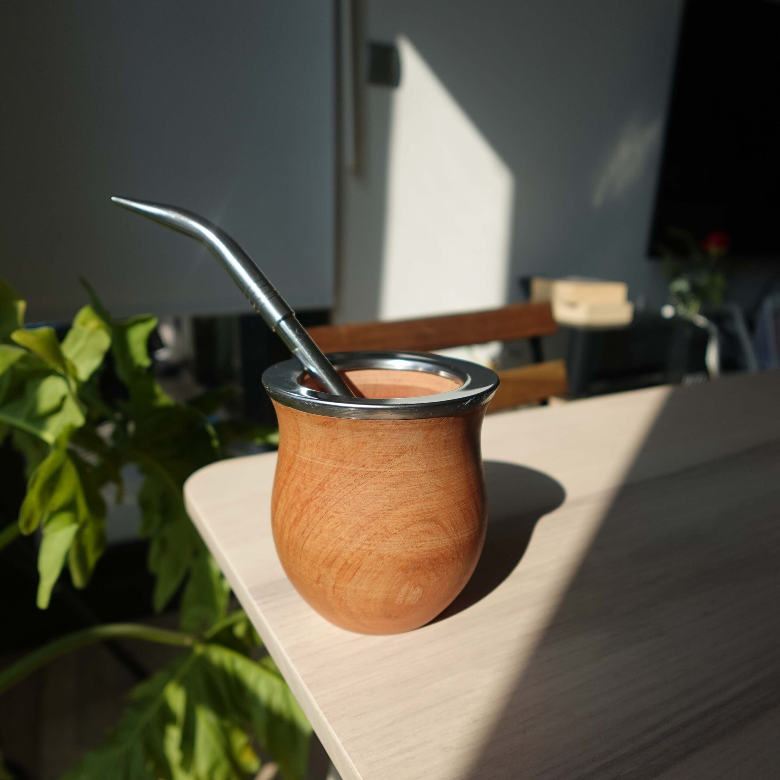 yerba mate gourd wood algarrobo 2 scaled ชุดแก้วชามาเต้ Yerba Mate Gourd ไม้ Algarrobo - Image 2